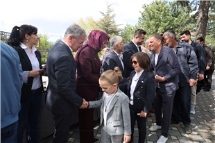 BAŞKAN ÖZDOĞAN: “HACILAR’DA BAYRAMLAR BİRLİĞİN VE KARDEŞLİĞİN EN GÜZEL TABLOSUDUR”